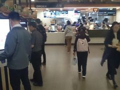 -麦当劳(中山公园龙之梦店)