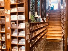 -猫的天空之城概念书店(苏州平江店)