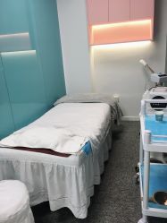 -斐尔国际皮肤管理中心