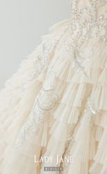 点击看大图 -Lady Jane高端婚纱礼服馆