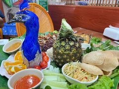 -沐毫傣泐云南菜孔雀宴•手抓饭傣味烧烤(曼听公园店)