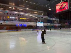 -冠军冰场CHAMPION RINK(凯德广场店)