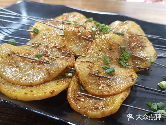 乐野部落烧烤店
