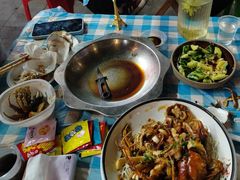 -老街烧烤大排档·地道湖北菜·龙虾馆(汉口火车站店)