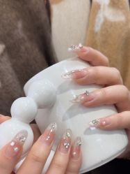 -尤米一站式美甲美睫