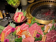-铭牛烧肉·和牛海鲜自助(高新月牙湖店)