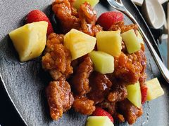 菠萝咕咾肉-夏宫中餐厅(静安香格里拉店)