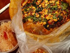 -周良天山牛杂城(天山路总店)