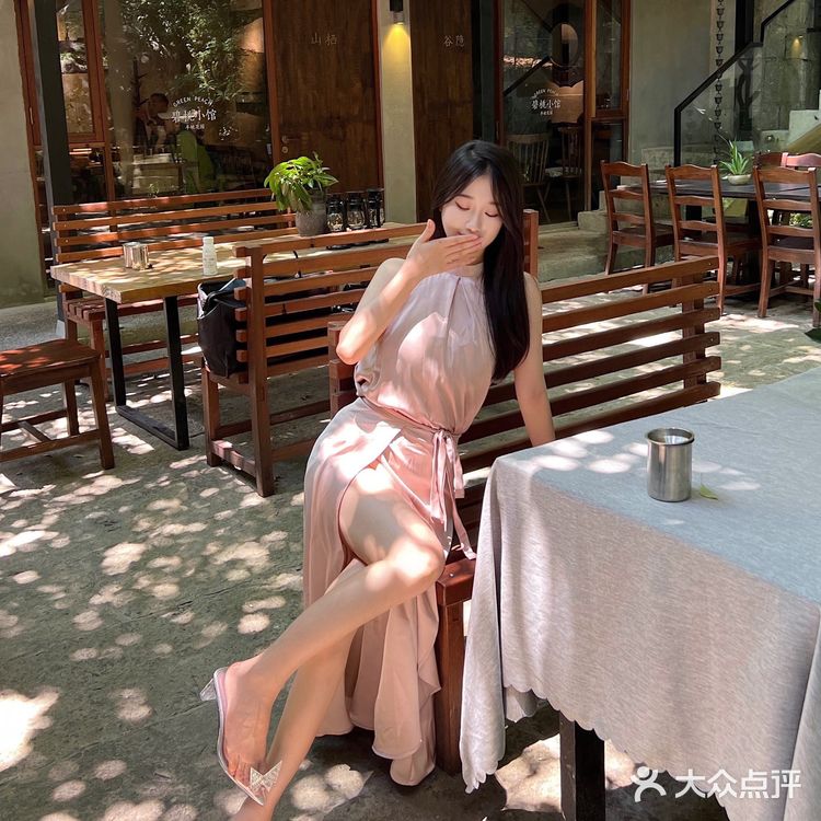 杭州探店|藏在半山腰的庭院花园餐厅🍃