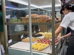面包甜点陈列柜-奈雪的茶(市百一店)