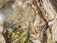 -令狐冲·炭烤活鱼(宝龙店)