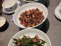 -山涧肴·湘味家肴(松岗满纷天地店)