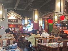 -川流不息·地道川菜·小龙虾(新松江路店)