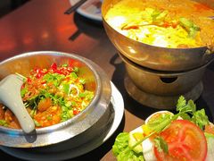 -大头虾越式风味餐厅(光明广场店)