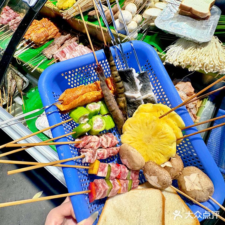 惠州东平N刷的街头泰式烤串，敲好吃‼️