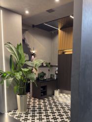 -老肖男士理发店