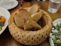 餐前面包Bread-Golden Lily河内巴黎法越料理餐厅(建国西路店)