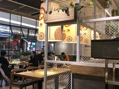 大堂-吕氏疙瘩汤·海鲜新鲁菜(凯德mall新都心店)