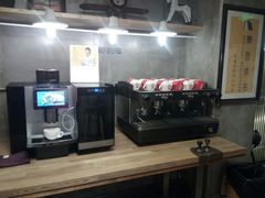 -HIGH FIVE哈福手工汉堡(桂林路店)