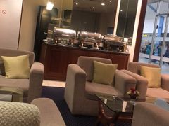 -班达拉奈克国际机场