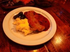 -羽深肉铺 Steak & Wine