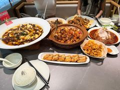 水煮鲜活鲈鱼-麻都·成都菜(人民广场店)