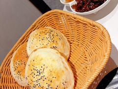 -凯鸽酒楼•雁北民间菜(云冈石窟店)
