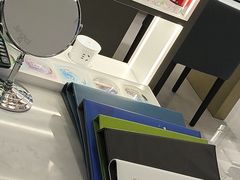 -镜客眼镜(浦江欢乐颂店)