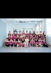 -亚太瑜伽普拉提学院