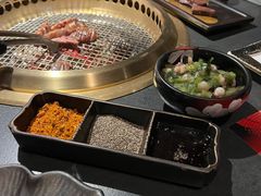 -铭牛烧肉·和牛海鲜自助(高新月牙湖店)