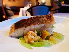 黄油烤海鲈鱼-Le Comptoir de Pierre Gagnaire