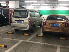 -中信泰富万达广场·停车场