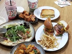 -HELLO 27 意面·沙拉·帕尼尼