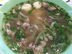 -越弥越南传统美食馆
