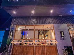 门面-乔街深夜食堂·小龙虾·高压锅生蚝(杭州总店)