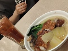 -佰搭果·广式茶餐厅(西华路店)