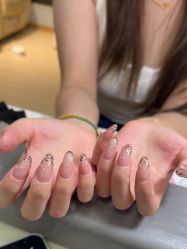 -NEW LOOK-绿麓 · 美甲美睫脱毛工作室