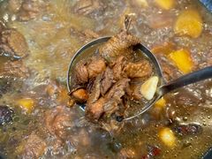 -三里屯土灶炖公鸡地锅鸡(江东店)