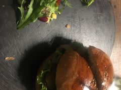 -HIGH FIVE哈福手工汉堡(桂林路店)