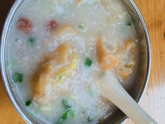 -陈老添美食店(宝华路店)