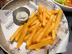 脆炸马铃薯条搭配黑松露酱-Nord Grill&Bar Highland诺德西餐(深圳欢乐海岸店)