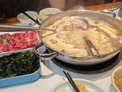 -乡土黄·鲜牛肉火锅·小龙虾(兴业街店)