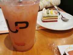-西西弗书店&矢量咖啡(壹方购物中心店)