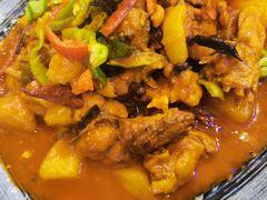 特色的大盘鸡-维吾尔餐厅(宜山路店)