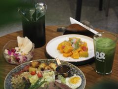 -POKEE VIA&Brunch·维娅(重庆来福士店)