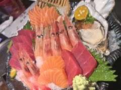 -山川小町·极番烧肉(新地假日广场店)