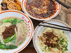 -钟方模白家肥肠粉(春熙店)