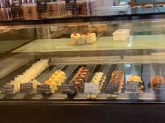 -Dough&Joe团憩(瑞虹天地月亮湾店)