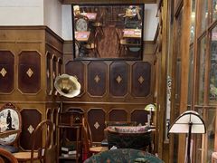 -秘密旅行Bonjour(黑金冠 江南西店)