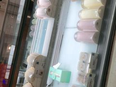 -顶东面包花园·生日蛋糕(世博店)